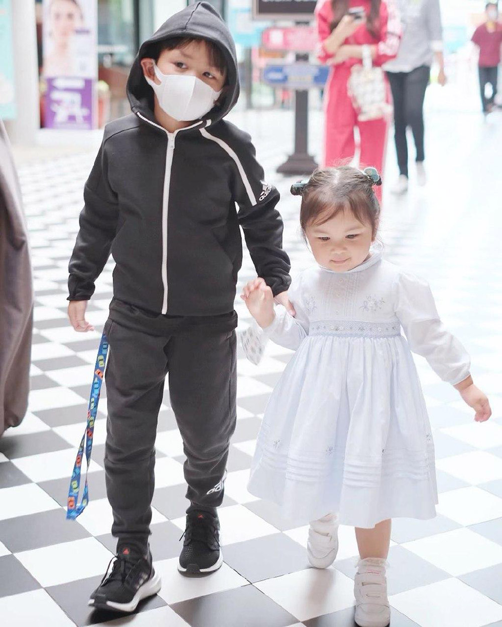 แม่ลูกดารา, วันแม่แห่งชาติ