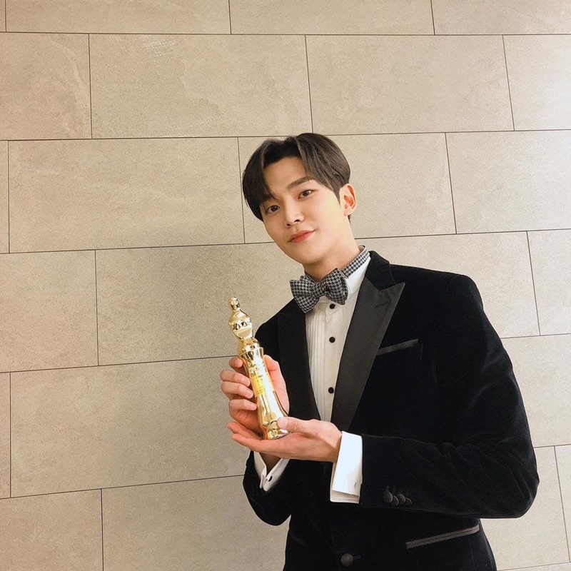 โรอุน SF9 rowoon