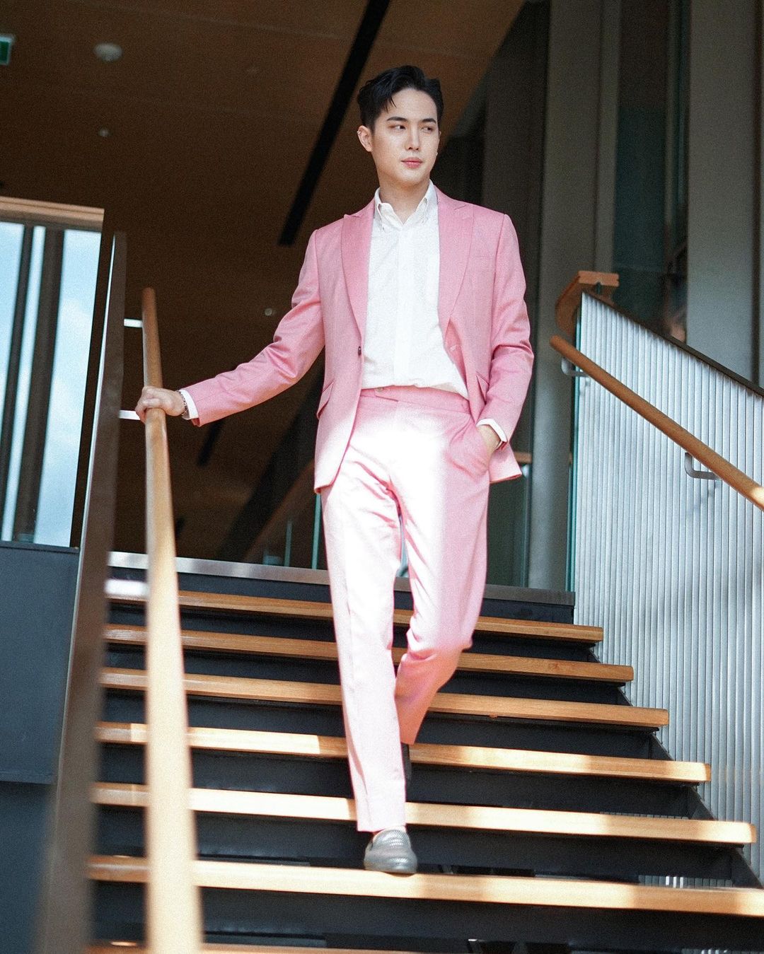 โก้ วศิน