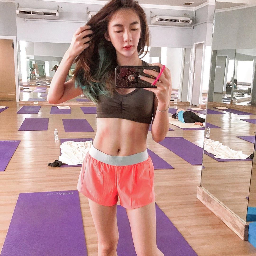 เบนซ์ พริกไทย ชุดว่ายน้ำ