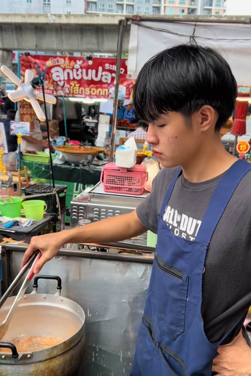 ขายของ