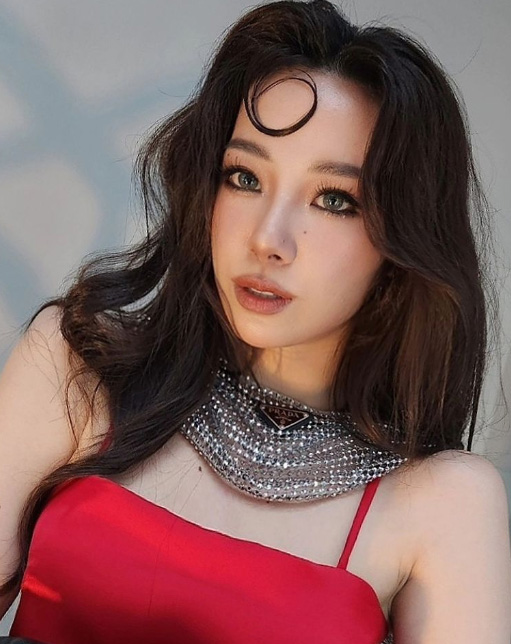 ทับทิม มัลลิกา ประวัติอดีตพิธีกรวัยรุ่นชื่อดัง กับชีวิตปัจจุบันที่หลายคนอยากรู้