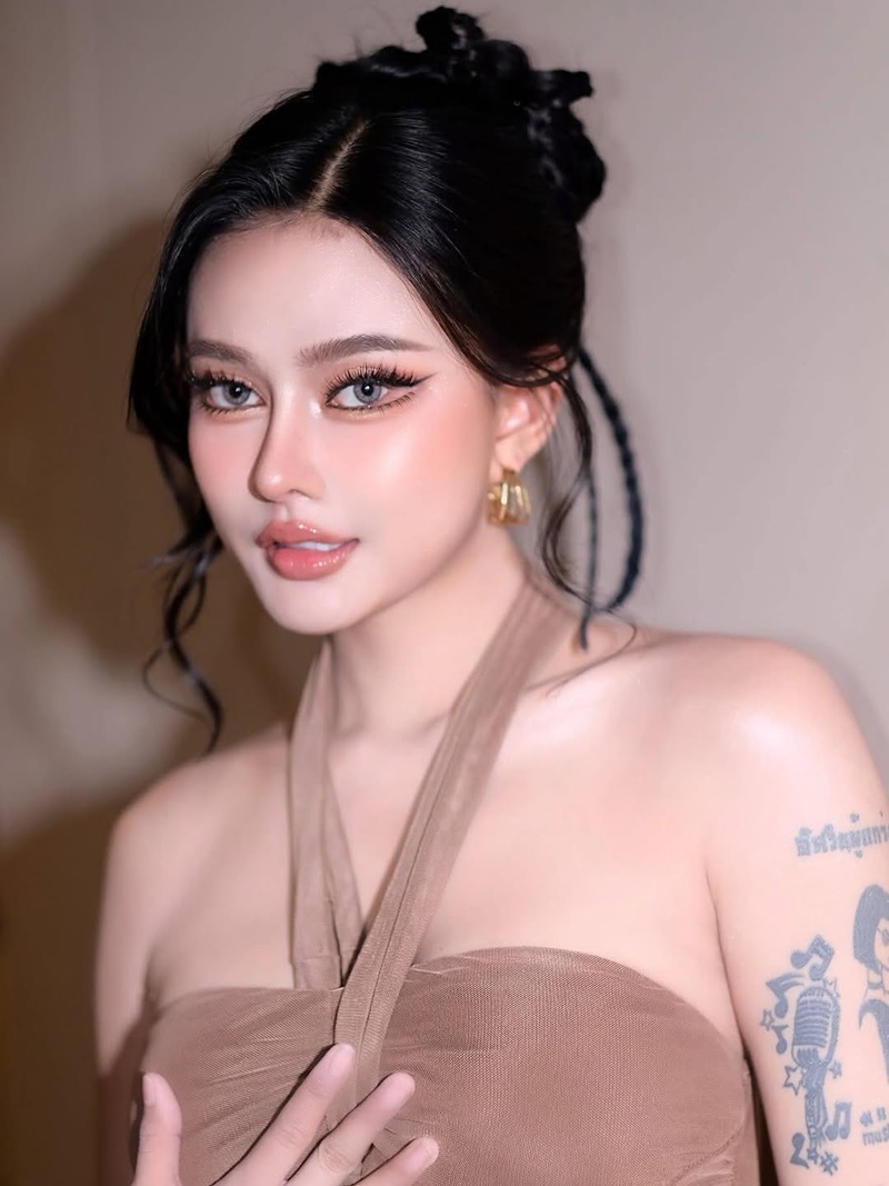 น้ำแข็ง ทิพวรรณ