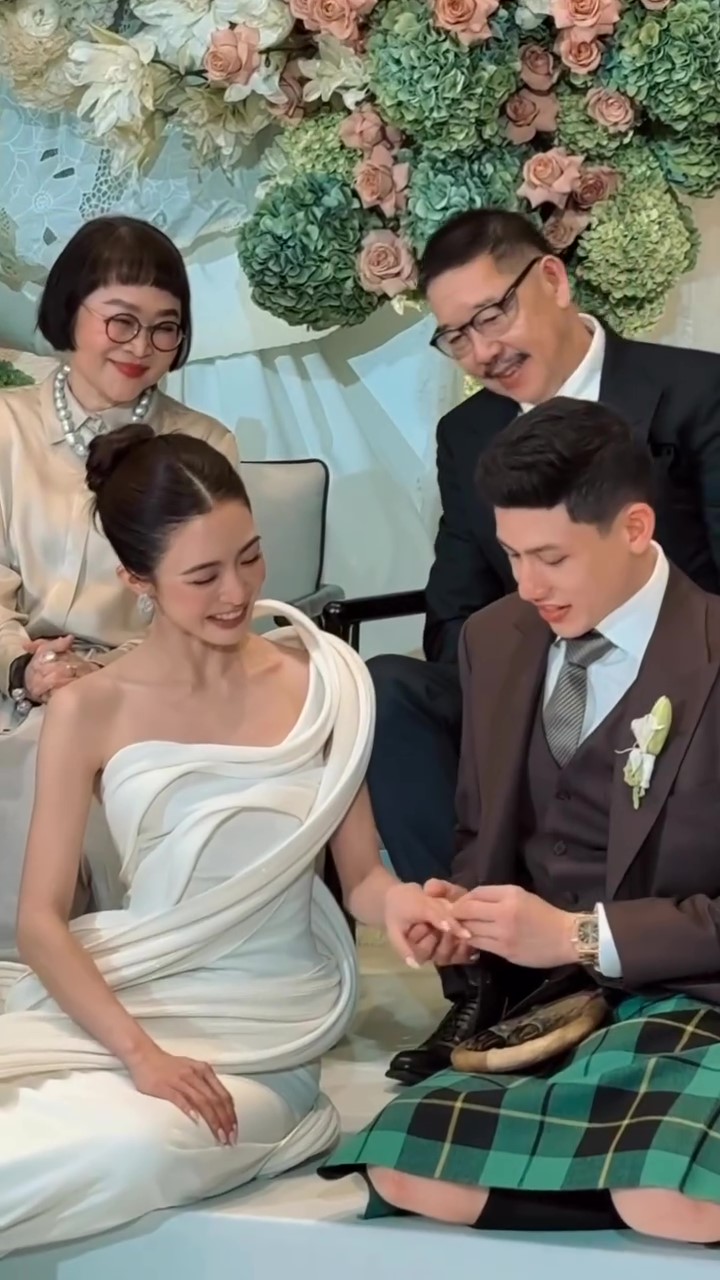  มายด์ ลภัสลัล พาย สุนิษฐ์ เข้าพิธีหมั้นหวานชื่น