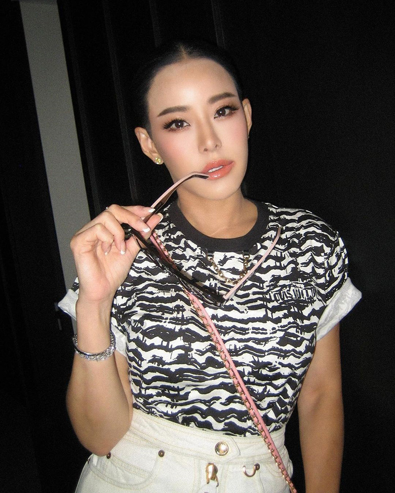 หนิง ปณิตา