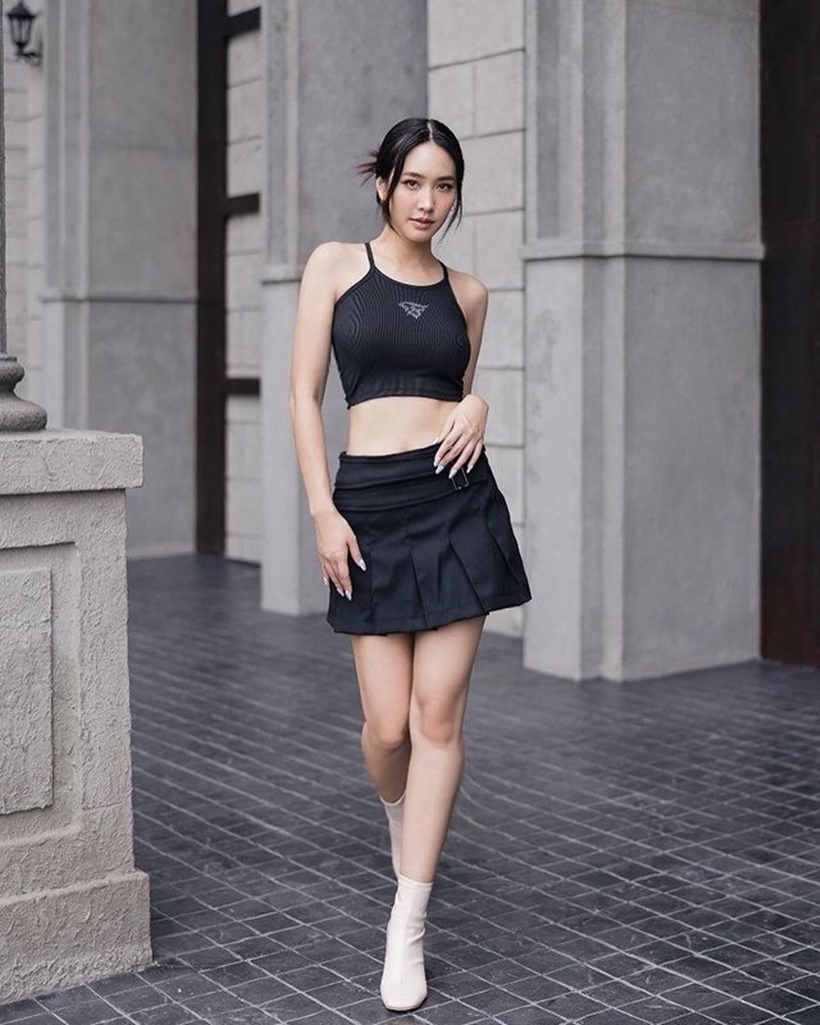 มิน พีชญา