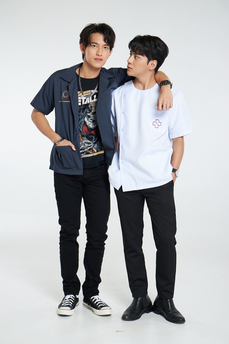 2Moons The Ambassador เดือนเกี้ยวเดือน