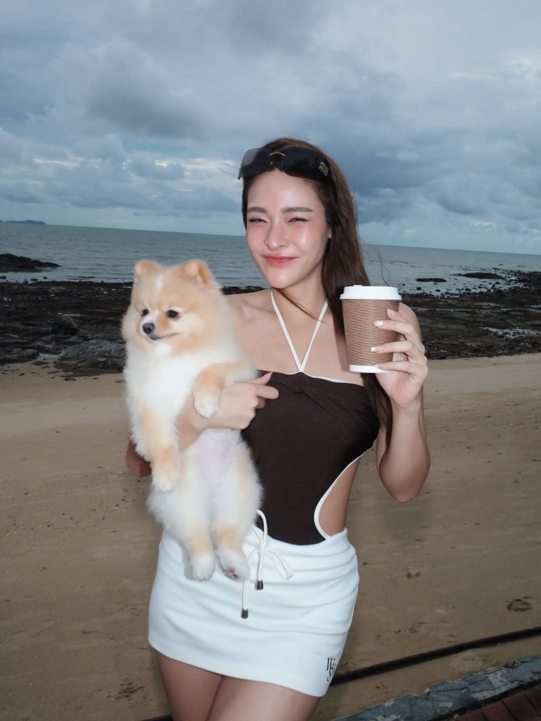 ปุ๊กลุก ฝนทิพย์ สวมวันพีซเซ็กซี่