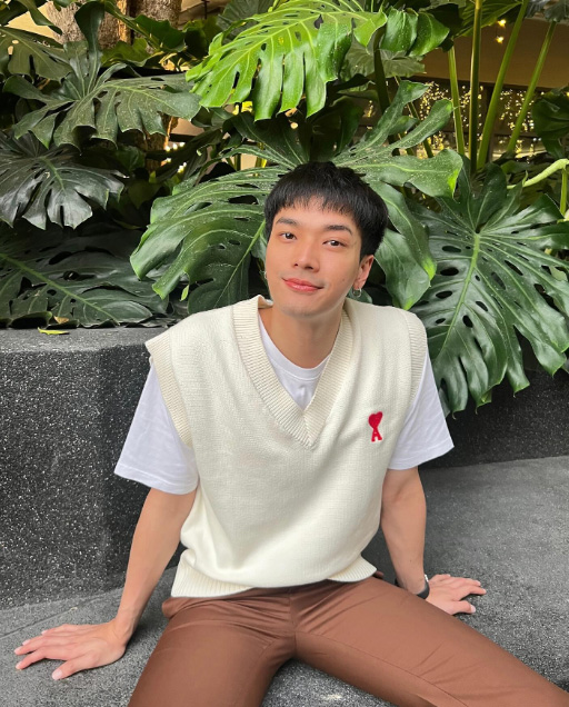 โอบนิธิ ประวัติ