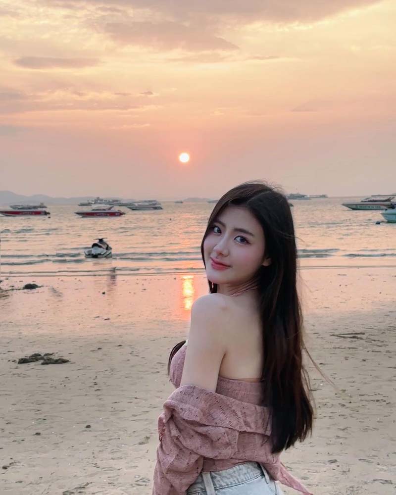 จีจี้ ณัฐกุล