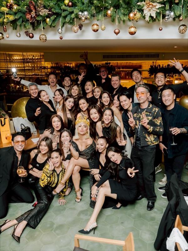 รู้จัก ข้าวโพด สมิทธินันท์ CEO สาว เพื่อนนางเอกตัวท็อป