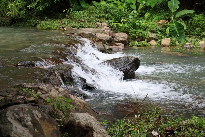 น้ำตกลานรัก นครนายก 