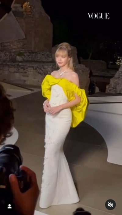 ลิซ่า ห่มเครื่องเพชร 5.52 กะรัต ร่วมงานเปิดตัว Bvlgari