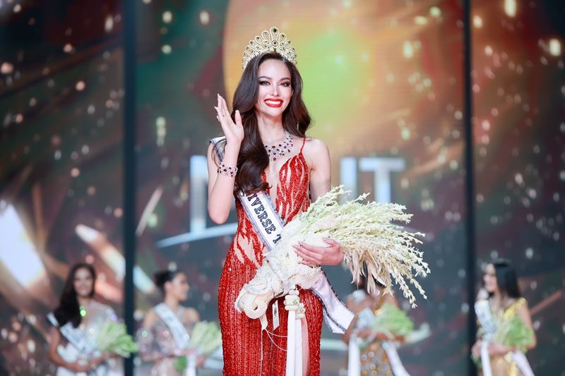 แอนนา เสืองามเอี่ยม Miss Universe Thailand 2022