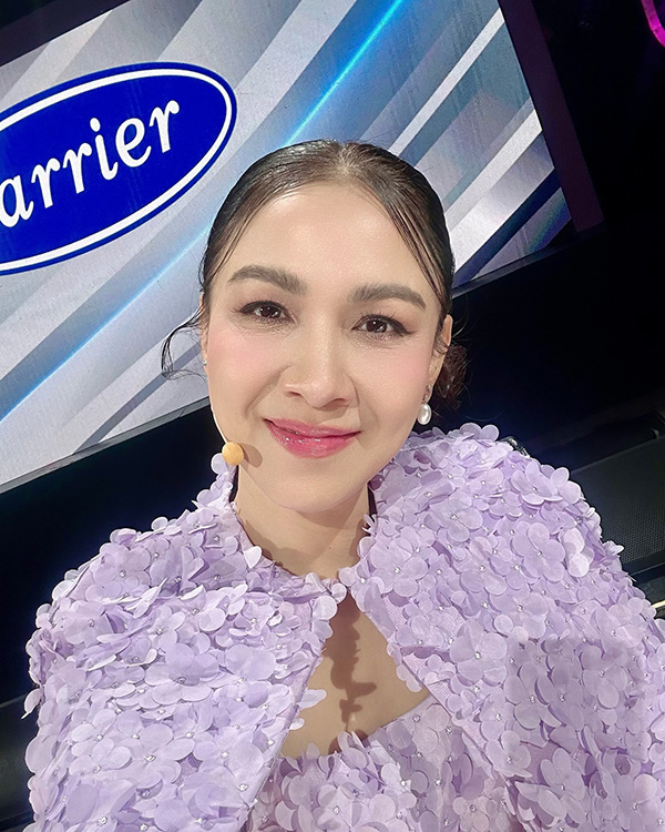 กบ สุวนันท์ ฟาดคนแซะ น้องณดา คลิปเต้นเพลงดัง