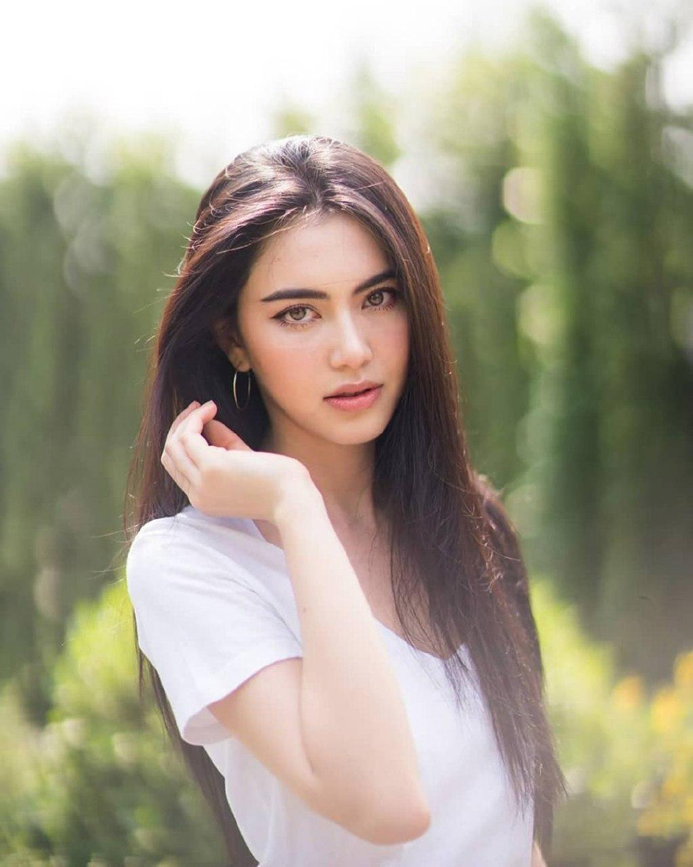 ใหม่ ดาวิกา ดาราลูกครึ่งหญิง