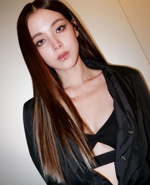 ใบเฟิร์น พิมพ์ชนก