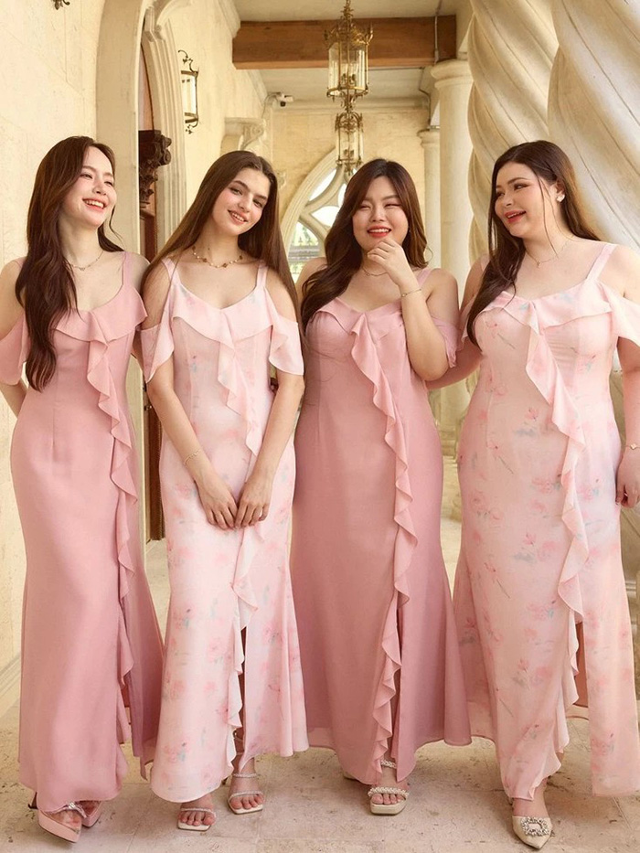 ชุดไปงานแต่งงาน