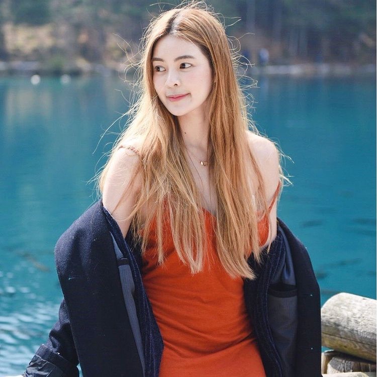 เอวา ตลกหกฉาก