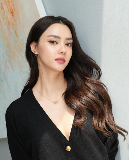 อแมนด้า ออบดัม ประวัติ