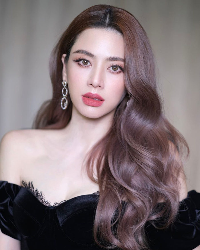 เอ๋ พรทิพย์