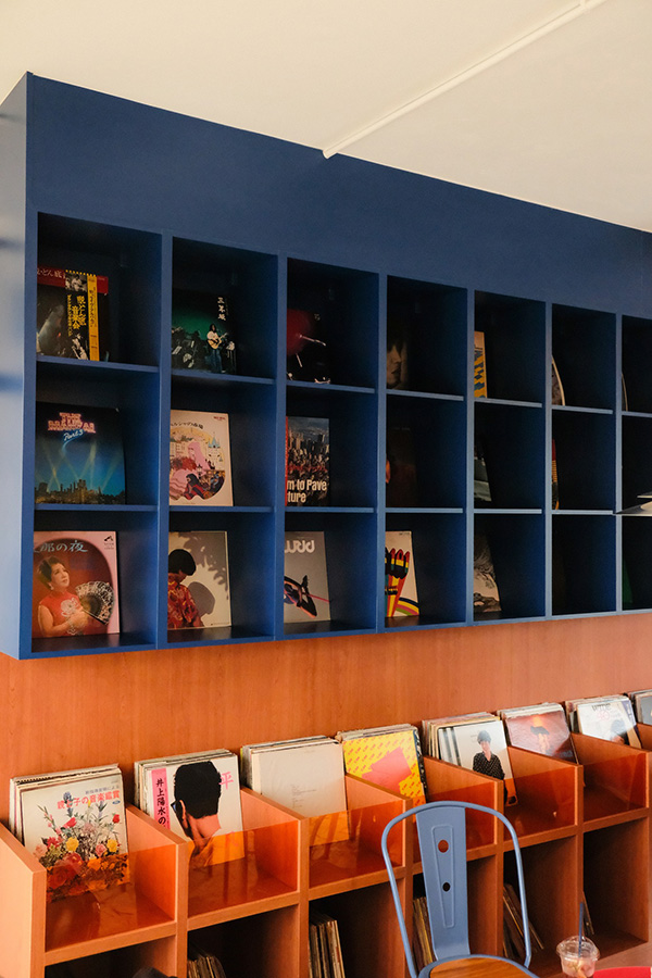 คาเฟ่ลาดพร้าว71