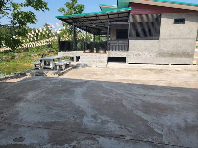 บ้านสวน ไผ่ พงศธร นอกบ้าน