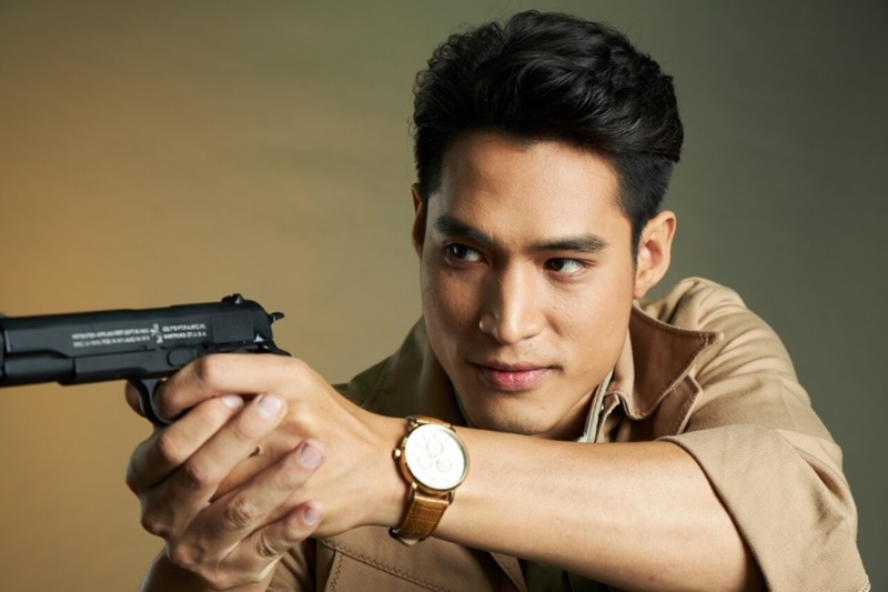 จอมโจรดอกไม้ขาว