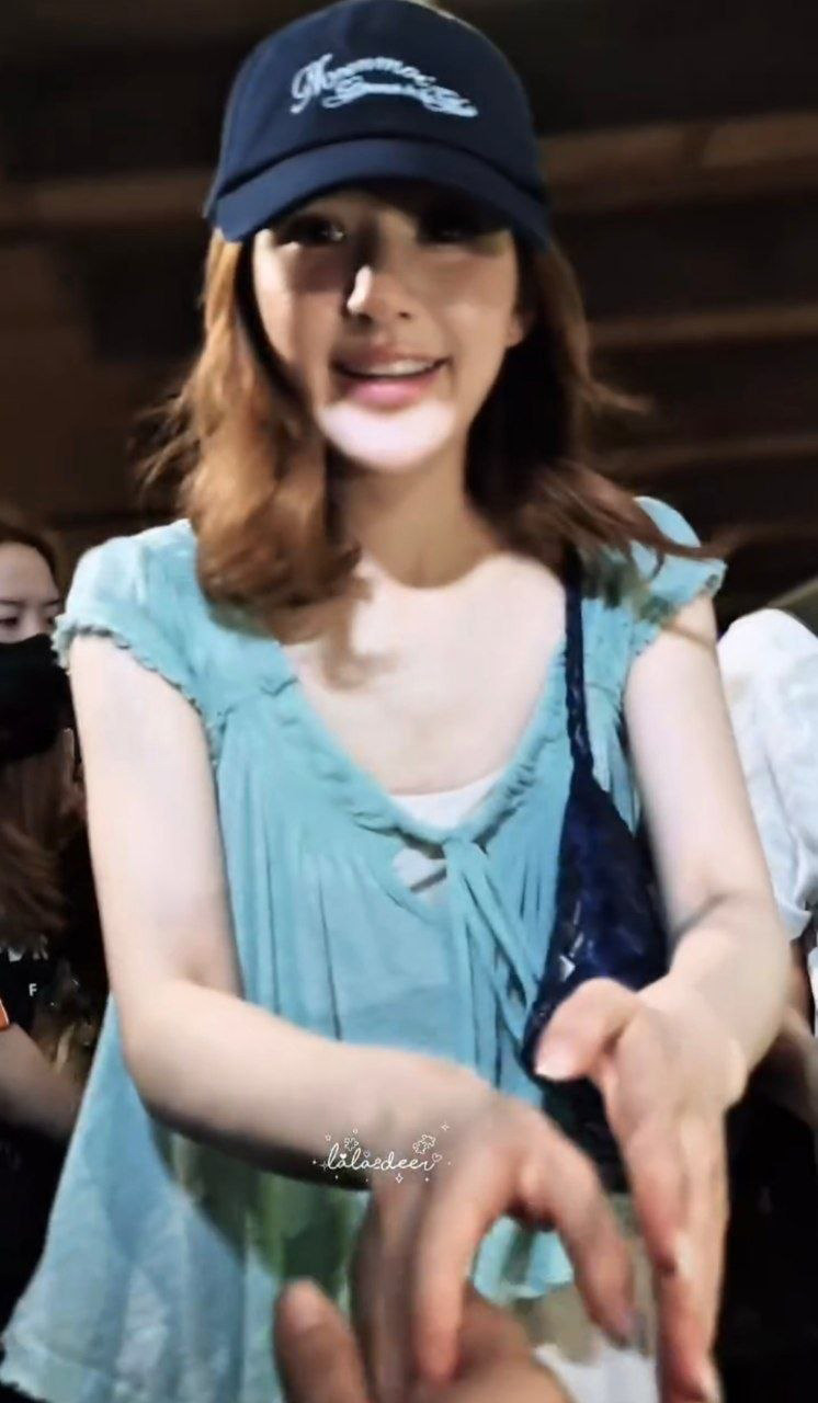 จ้าวลู่ซือ มาไทย