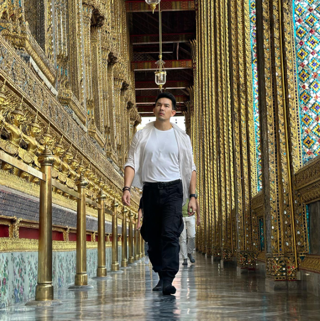 อั้ม อธิชาติ ประวัติพระเอกหนุ่มหล่อกล้ามโต อดีตหวานใจ นัท มีเรีย