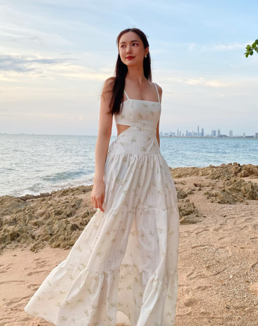 บัว นลินทิพย์ ชุดไปทะเลผู้หญิง