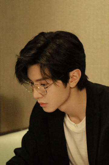 เฉินเจ๋อหย่วน chen zheyuan