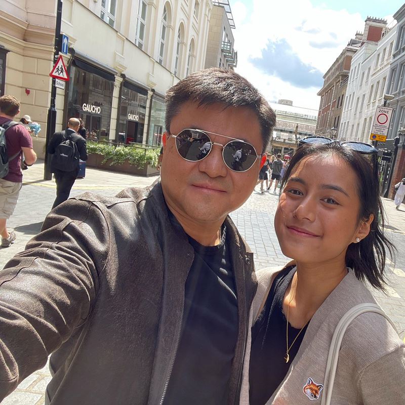 ลูกสาว บอย ถกลเกียรติ