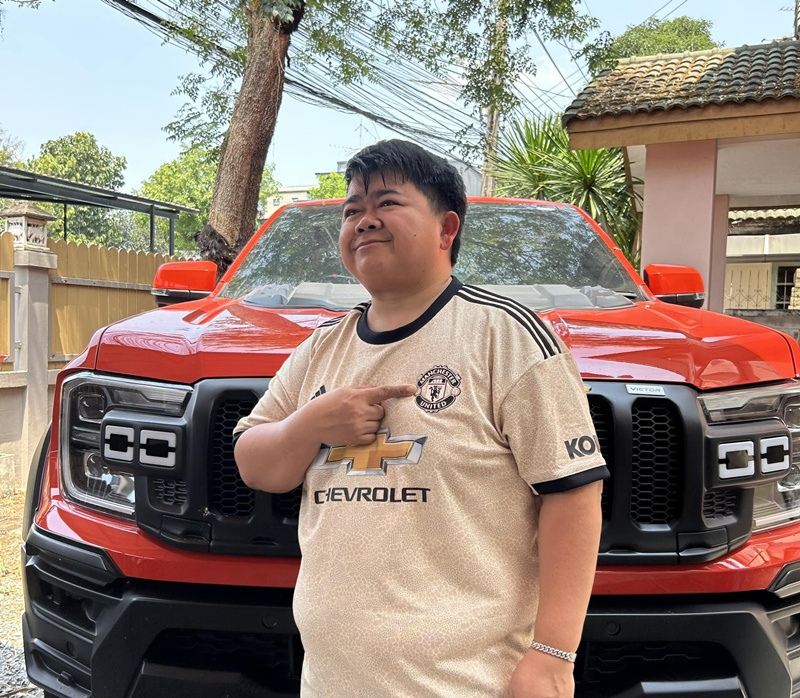 โก๊ะตี๋ อารามบอย ลงคลิปคู่สาวสวย หวานกันไม่เบา