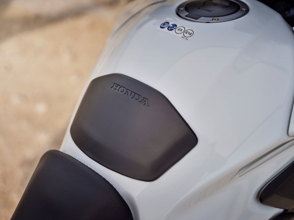 Honda nx500 2024