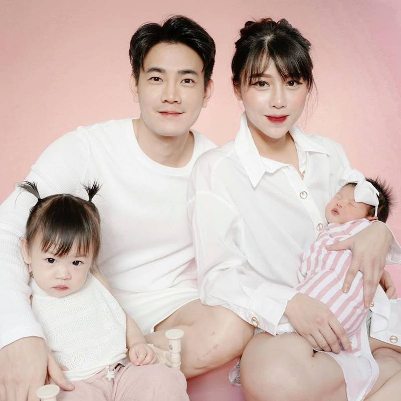 แอปเปิ้ล สีสะเหงียน, ฟลุค จิระ