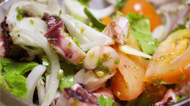 ยำปลาหมึกยักษ์วาซาบิ