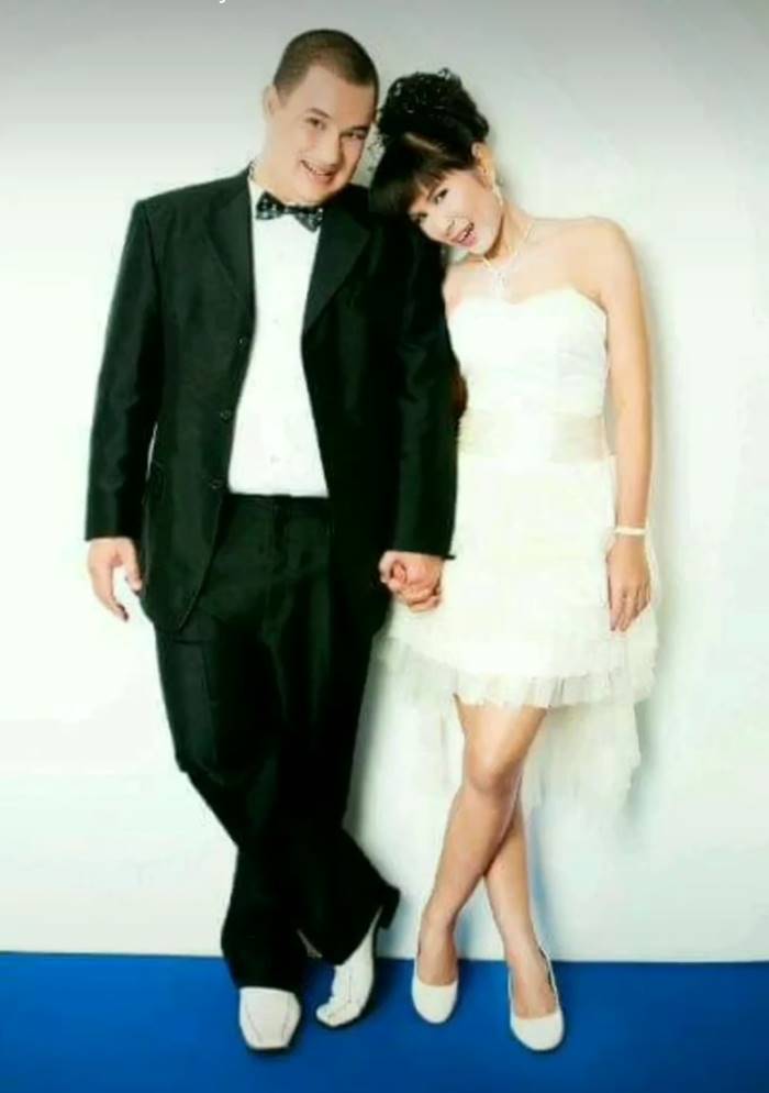  ประวัติ แดนนี่ ศรีภิญโญ  