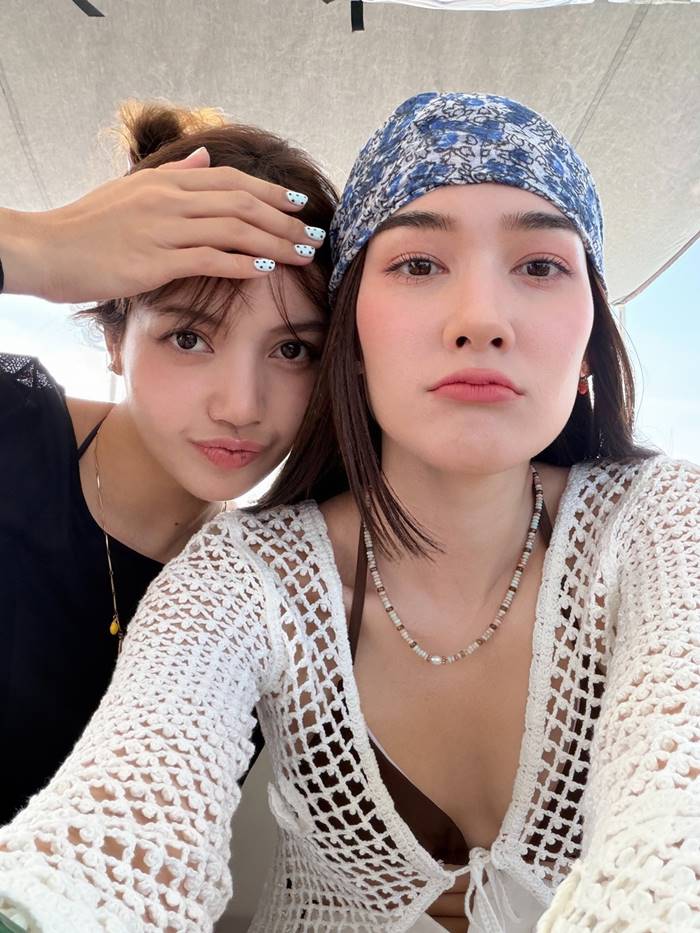 ลิซ่า BLACKPINK ล่องเรือภูเก็ต เดียร์น่า เชอรีน 