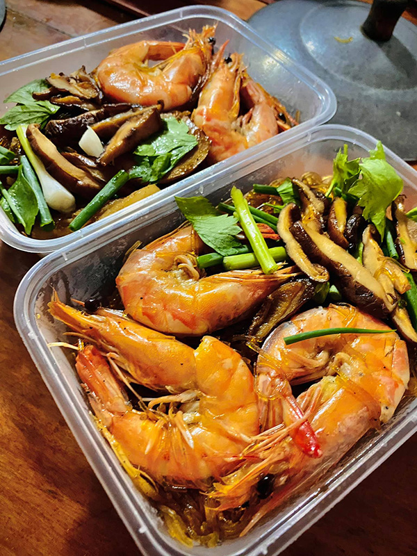 ร้านกุ้งอบวุ้นเส้น