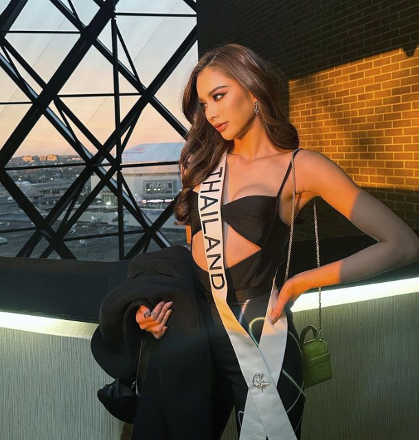 แอนนา เสืองามเอี่ยม