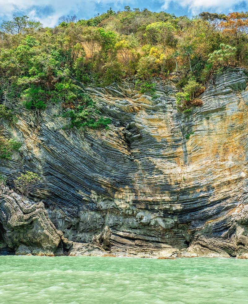 หินพับผ้า อ.ขนอม