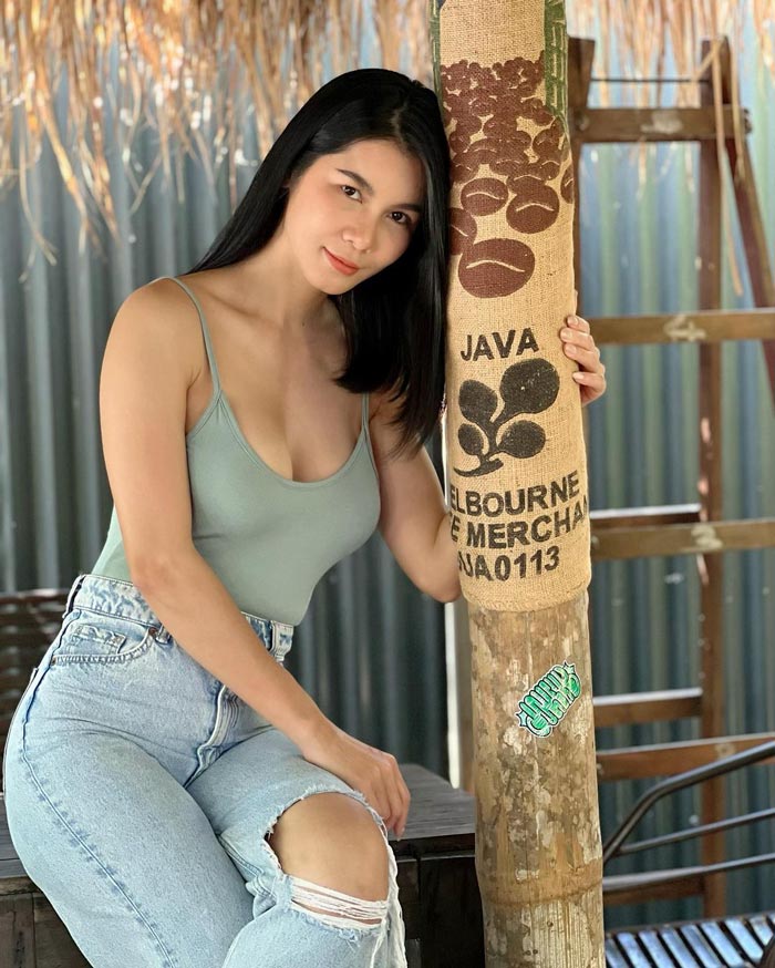 แน๊ต เกศริน