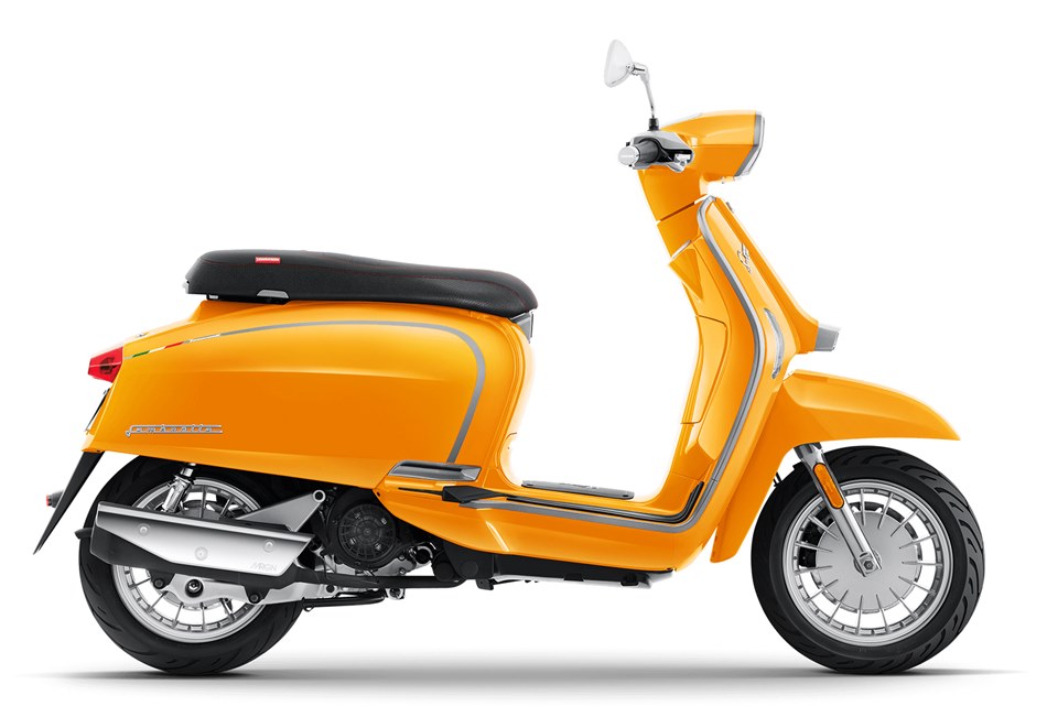 Lambretta V200 2023 