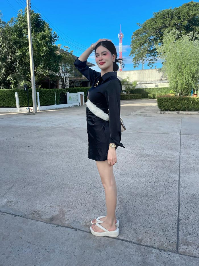 เอ๋ มิรา