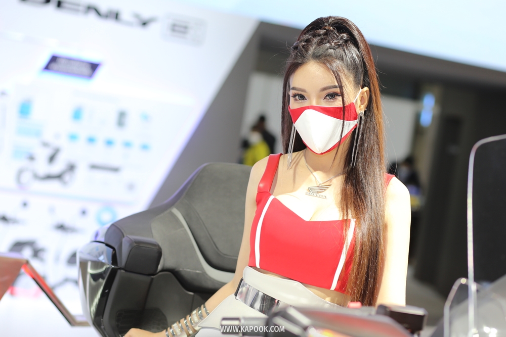 พริตตี้