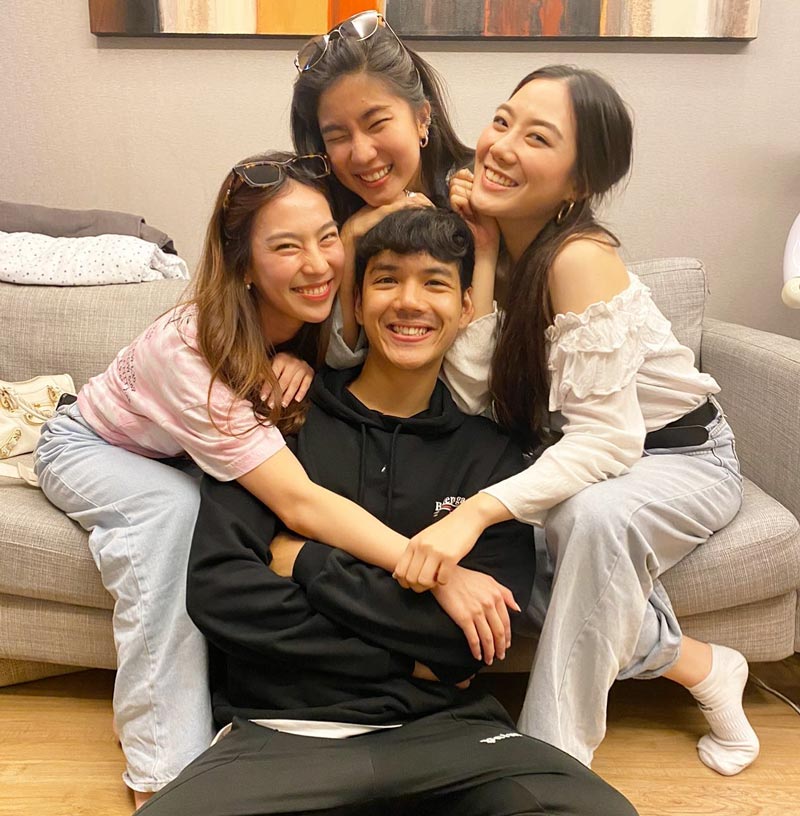 นิกกี้ ก้อย