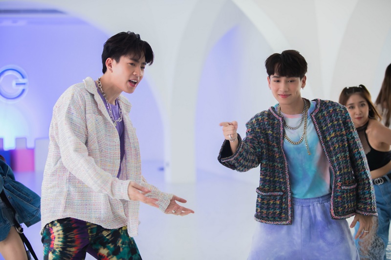 ไม่รักไม่ลง ออฟ-กัน