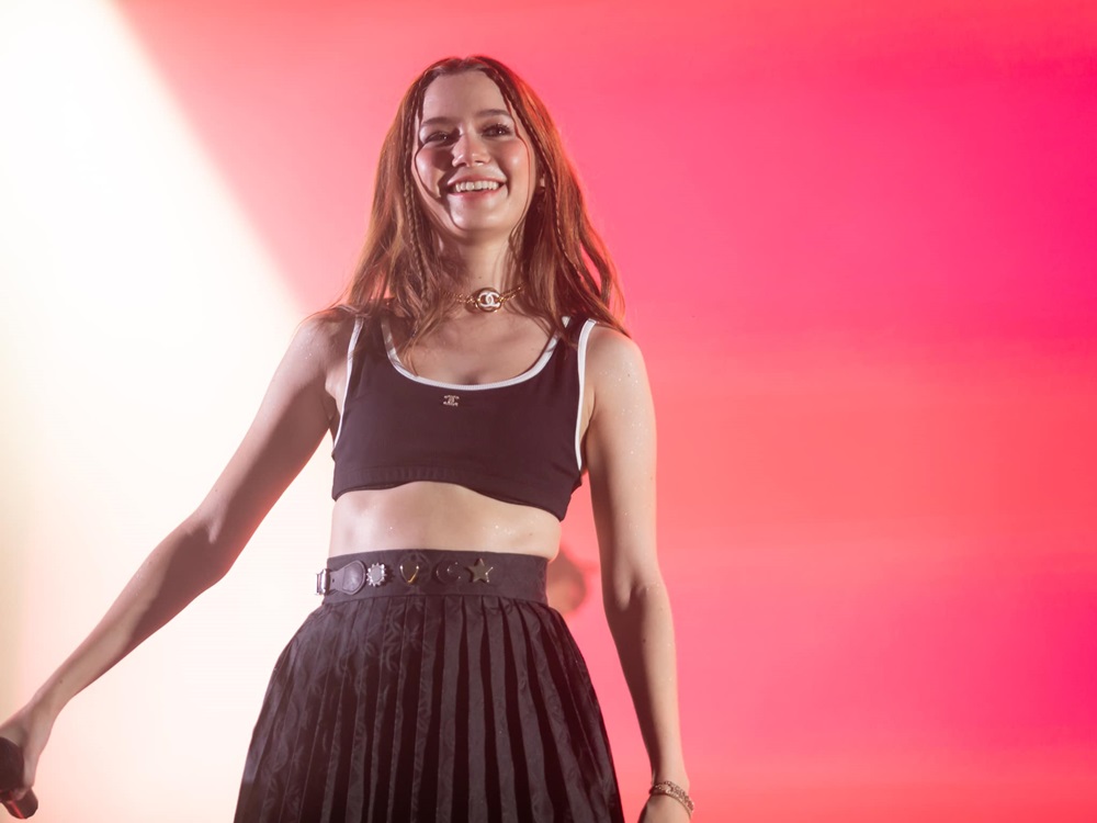 วี วิโอเลต