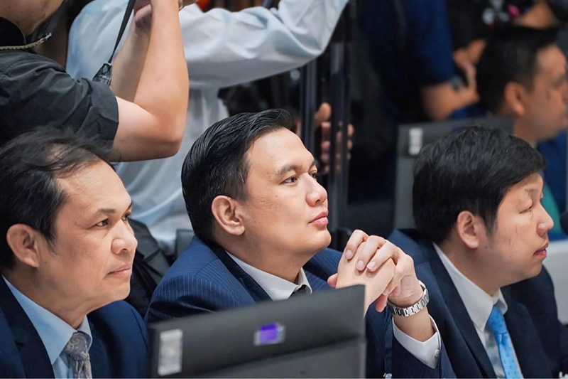 ไผ่ วันพอยท์ เคลื่อนไหวแล้ว